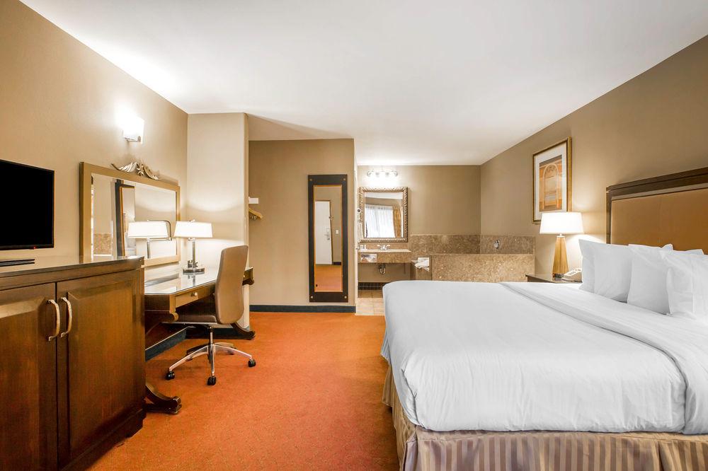 Quality Inn & Suites Westminster Seal Beach Dış mekan fotoğraf
