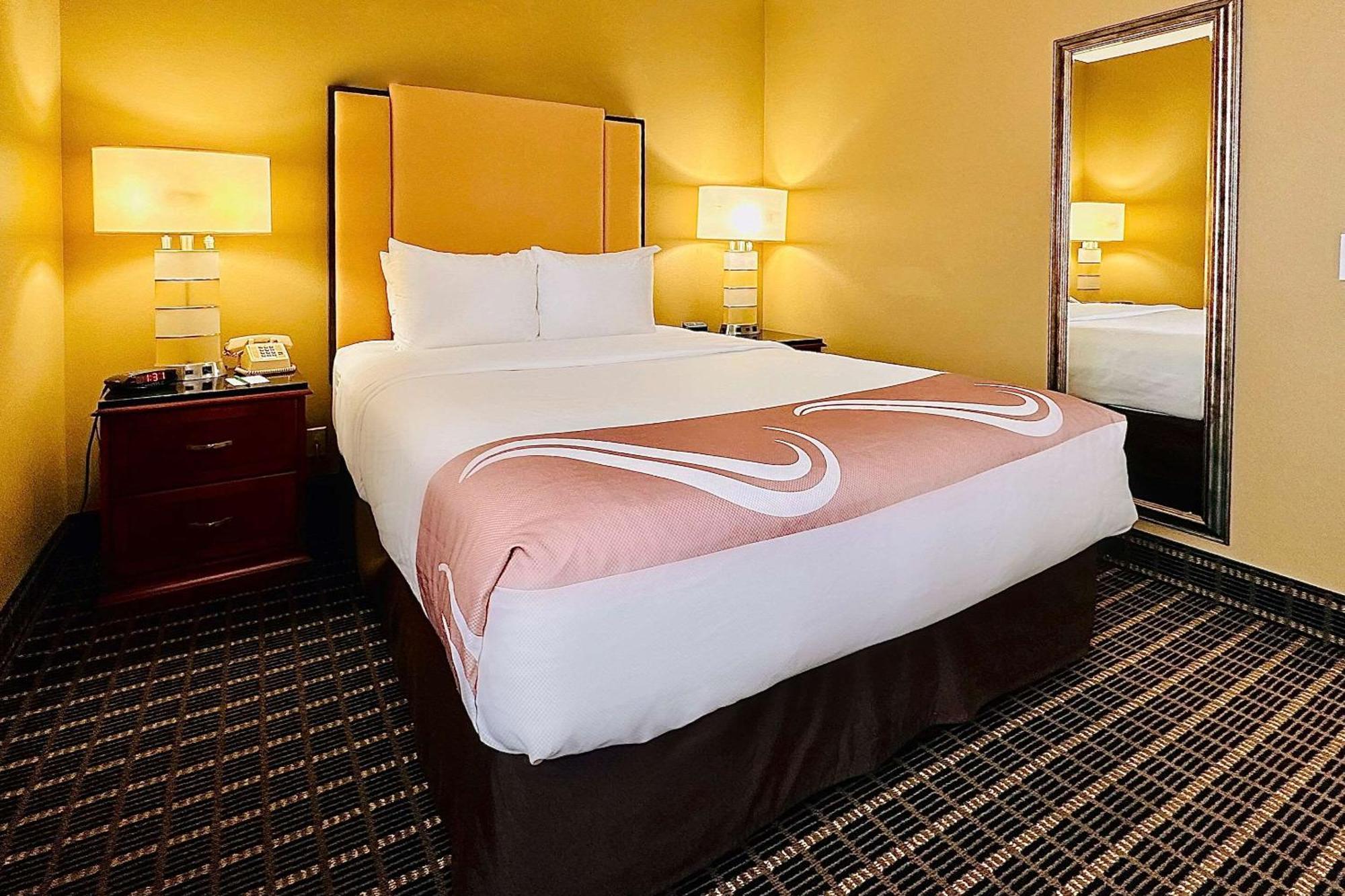 Quality Inn & Suites Westminster Seal Beach Dış mekan fotoğraf