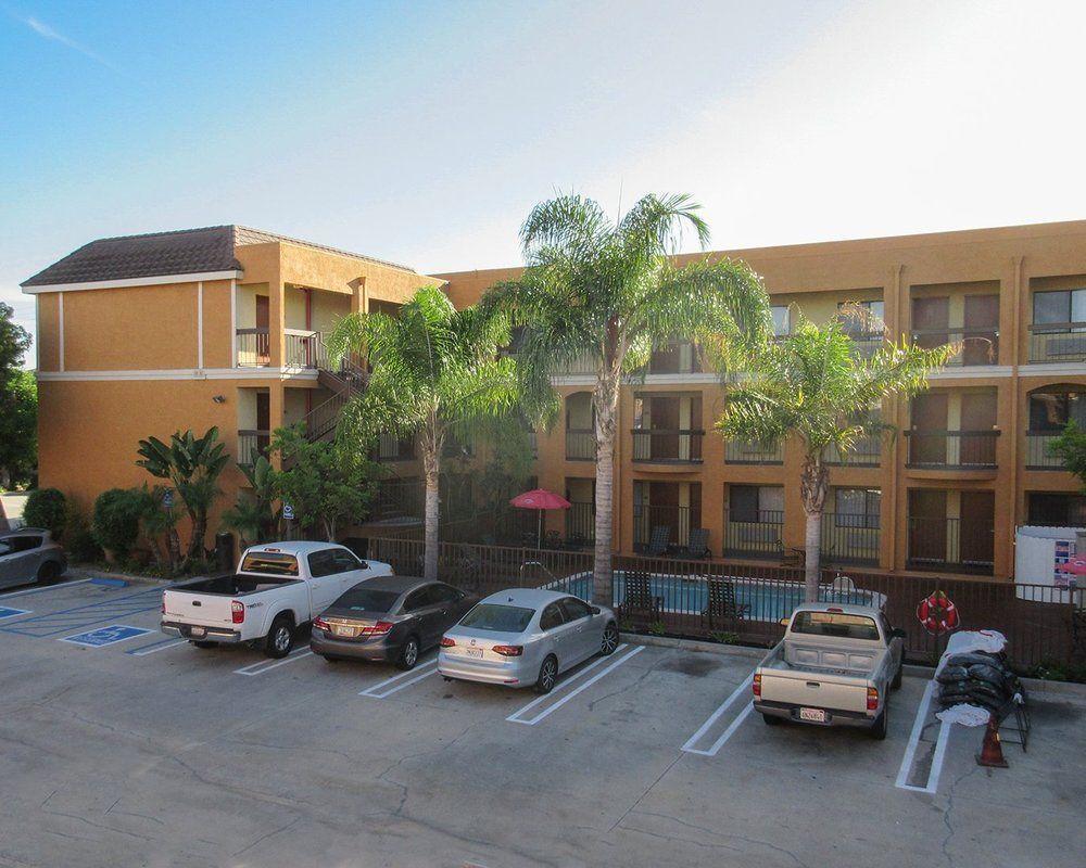 Quality Inn & Suites Westminster Seal Beach Dış mekan fotoğraf
